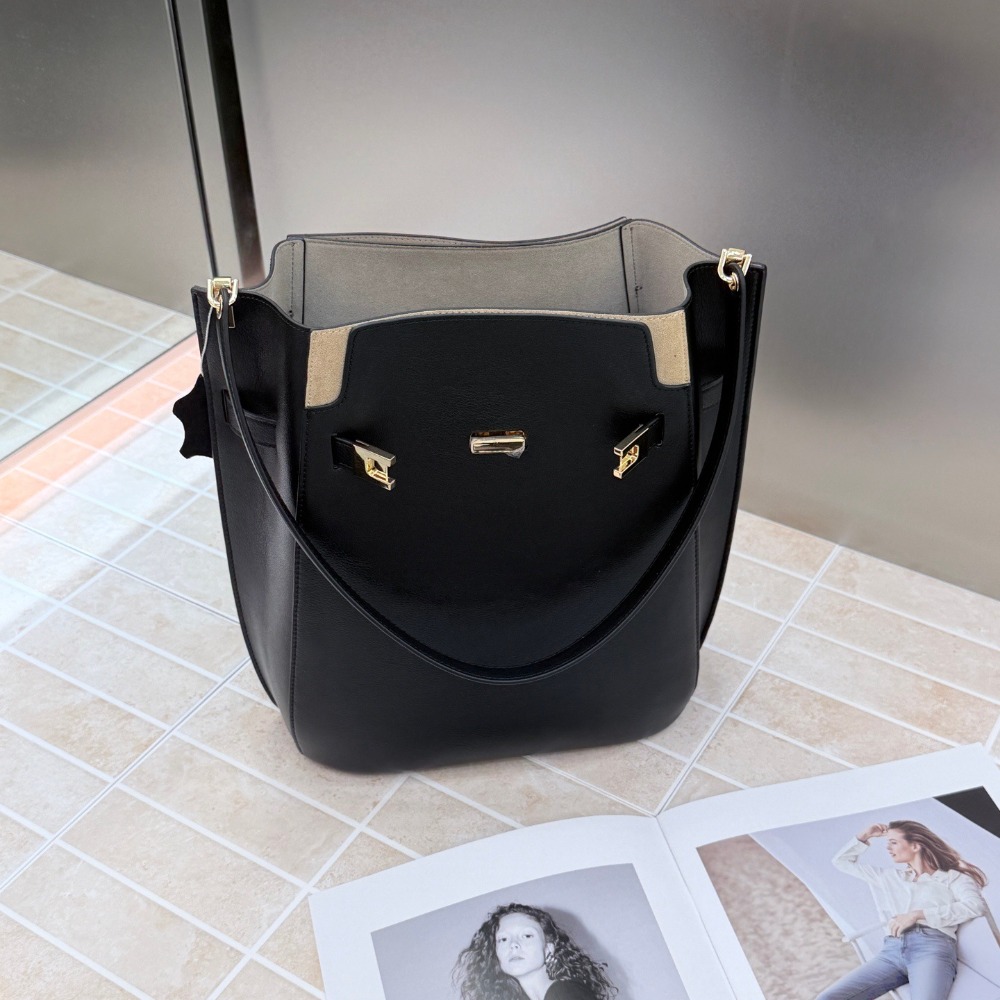 New Bucket Bag Old Money Wind  - đánh giá và giá Luxury Bags Tote